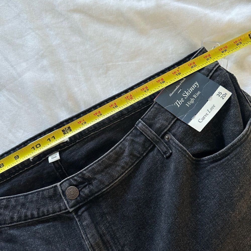 NWT Abercrombie&Fitch The Skinny High Rise Jeans Women's 35/20R Black Split Hem - Picture 6 of 14